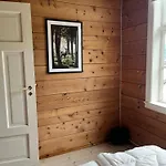 - Faleide - Hus Ved Fjorden *